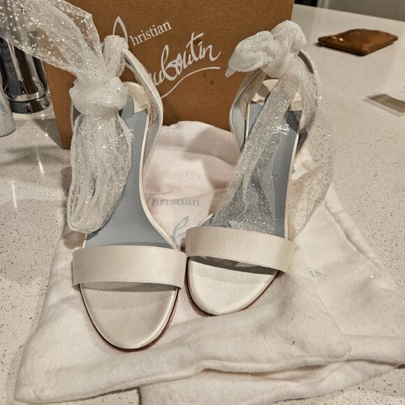 Shoes - Picture 4 of 4